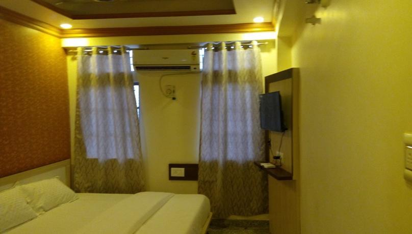 Hotel Pink Shark Sikar Exterior photo