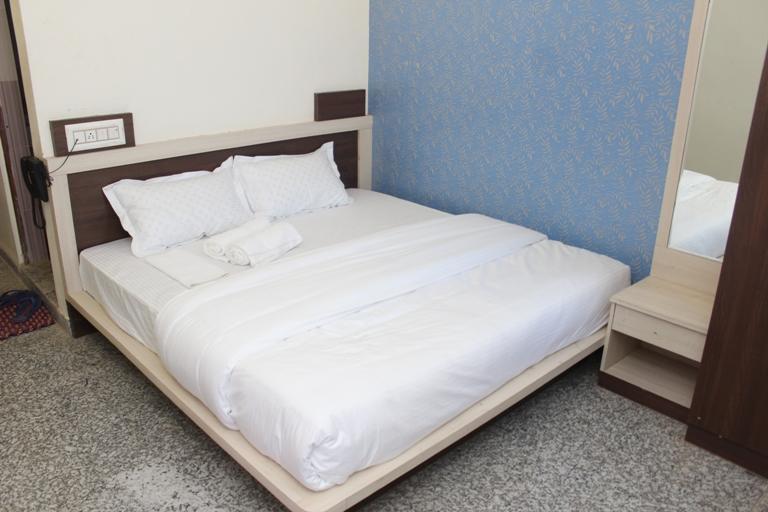 Hotel Pink Shark Sikar Exterior photo